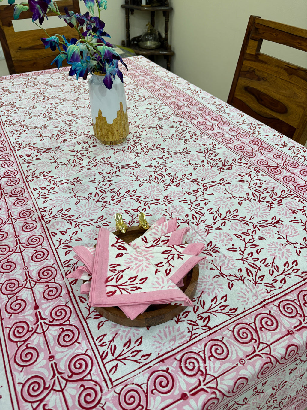 Pink & White Floral (S19)