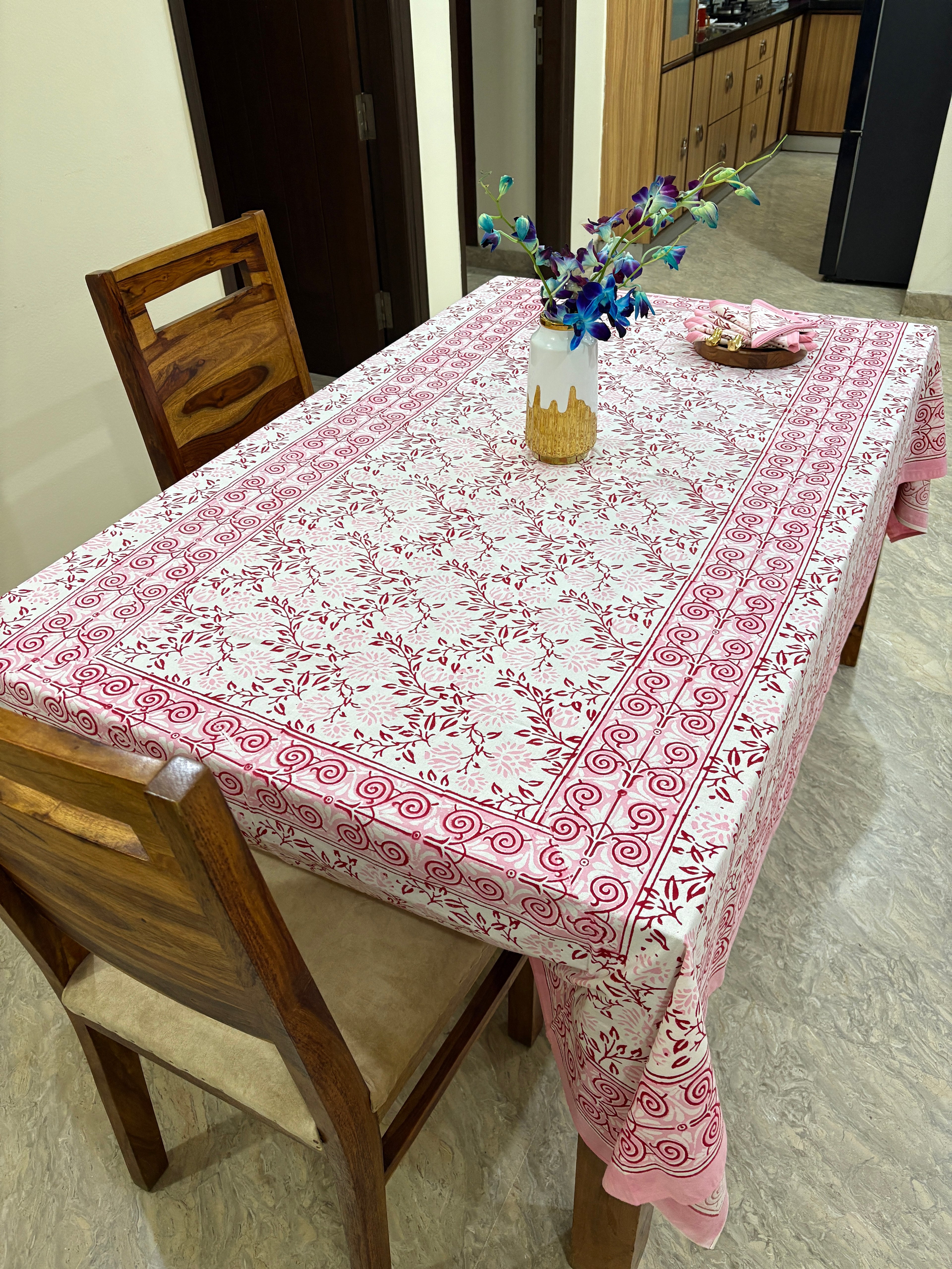 Pink & White Floral (S19)