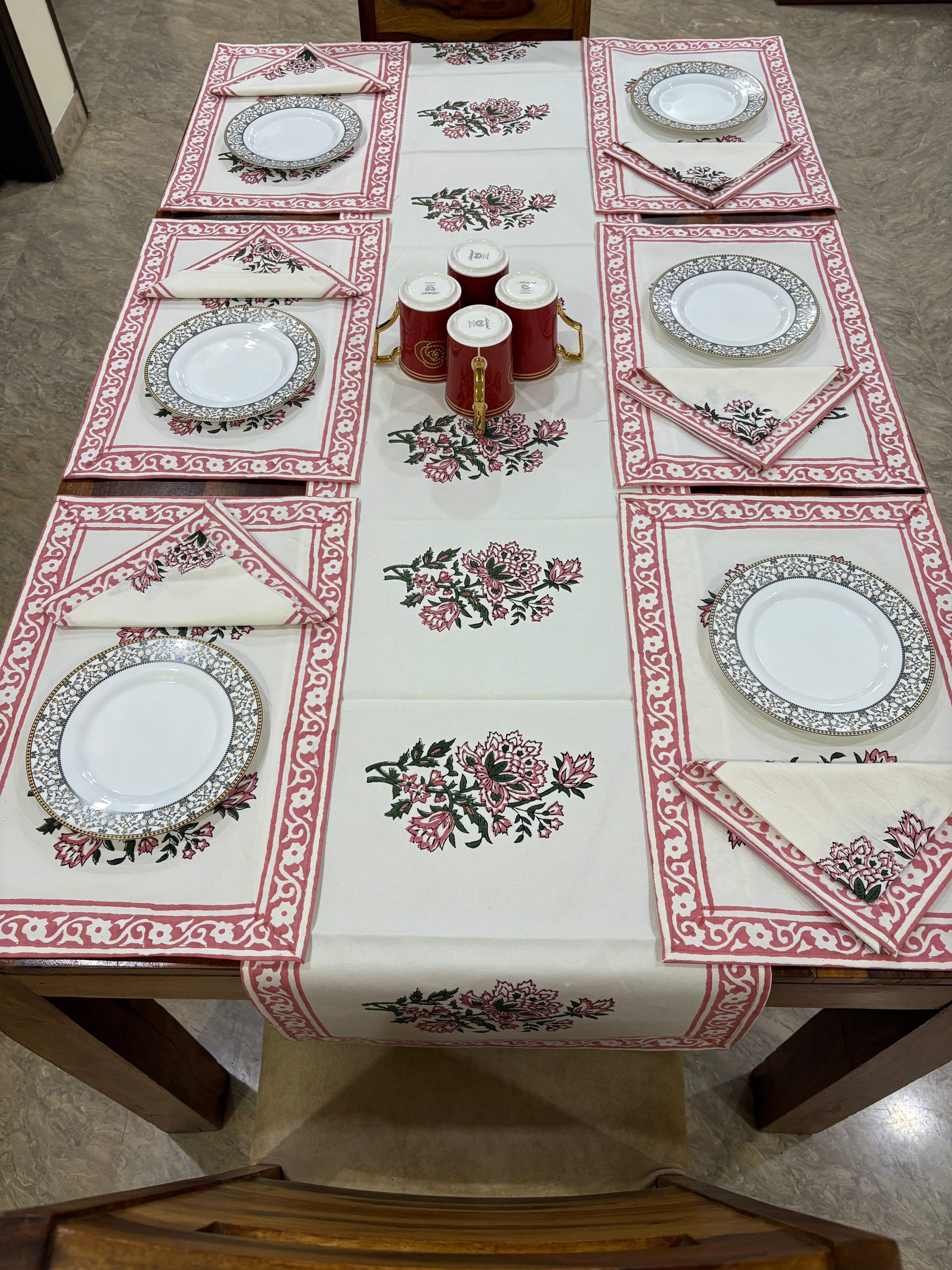 Pink and White Floral (S18)