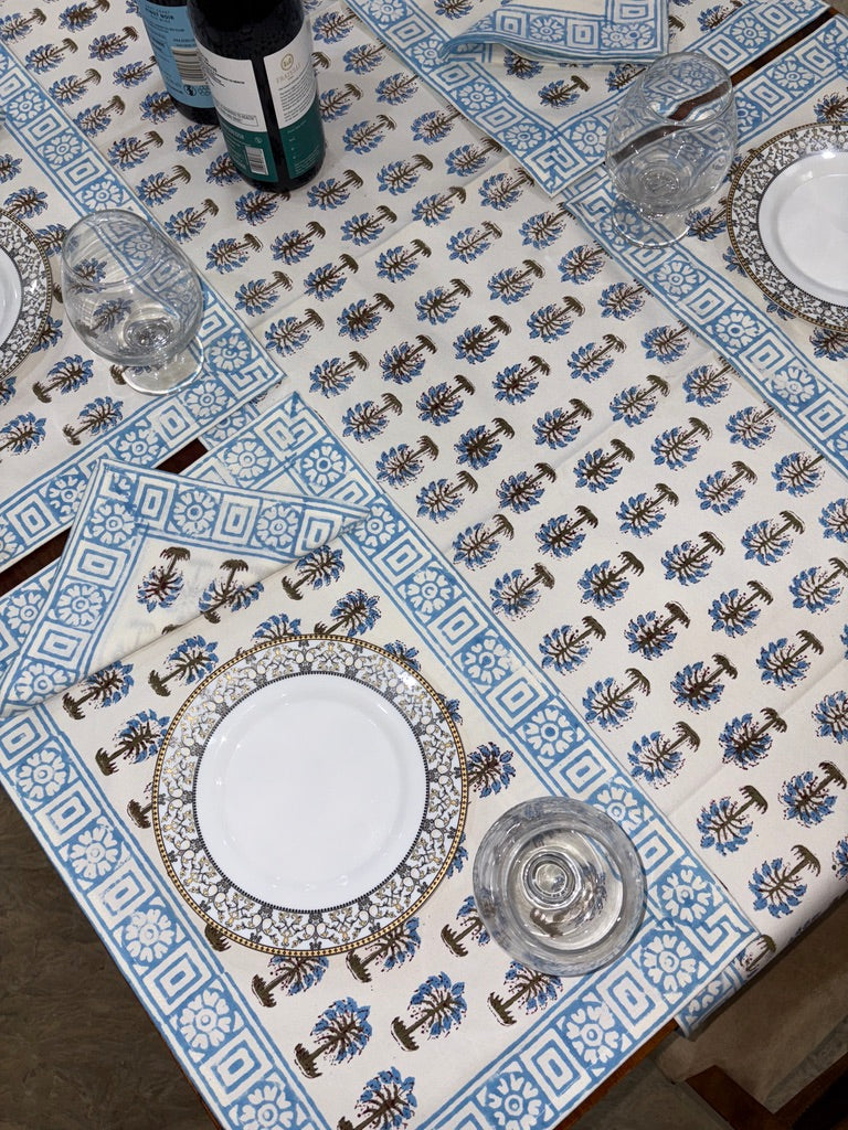 Decorative patterned tablecloth (S9)