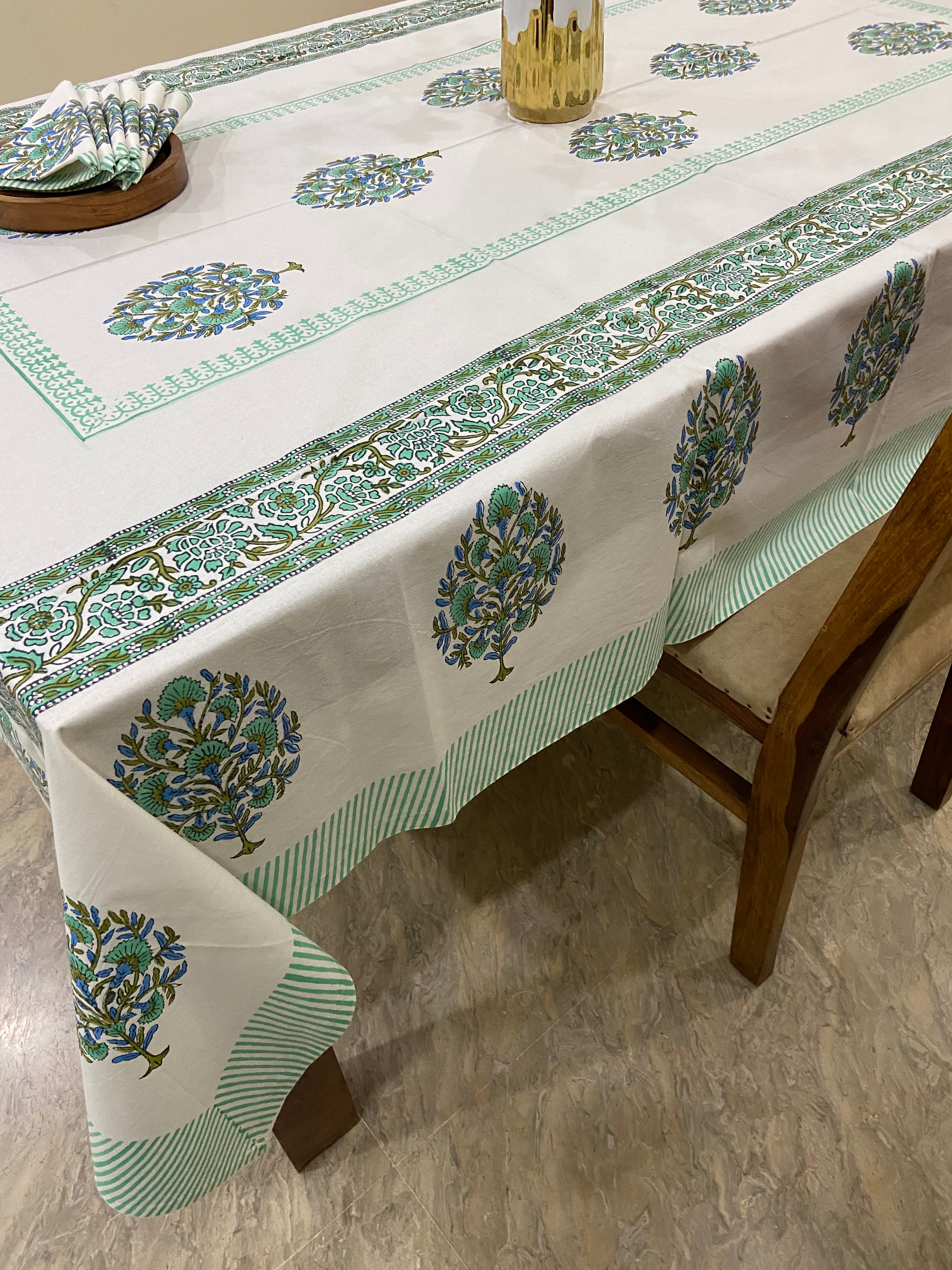 সেউজীয়া আৰু নীলা ফুলৰ আৰ্হি (S25)