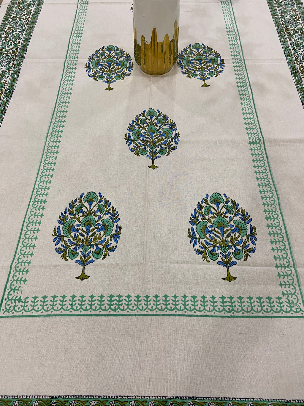 সেউজীয়া আৰু নীলা ফুলৰ আৰ্হি (S25)