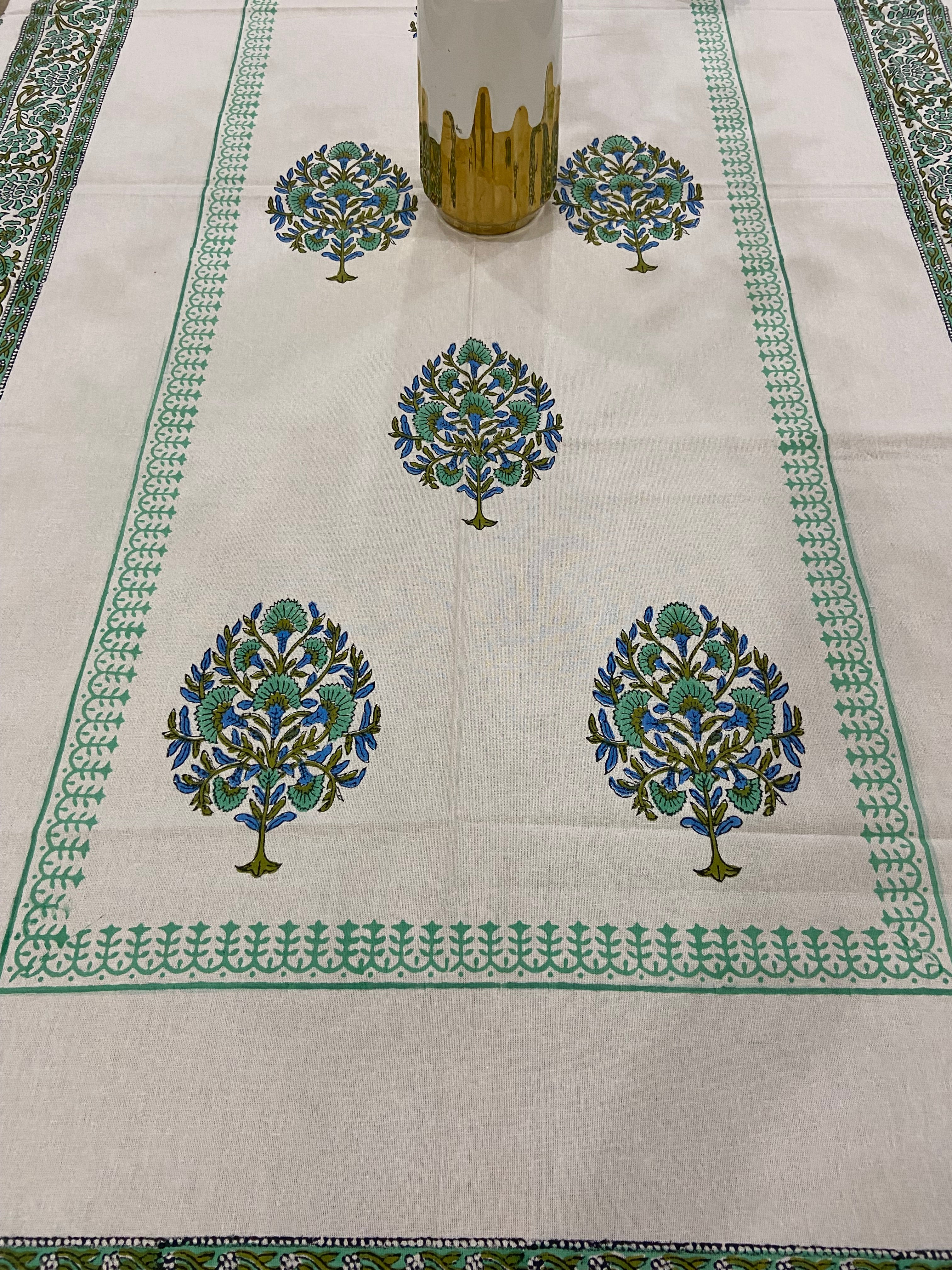 সেউজীয়া আৰু নীলা ফুলৰ আৰ্হি (S25)