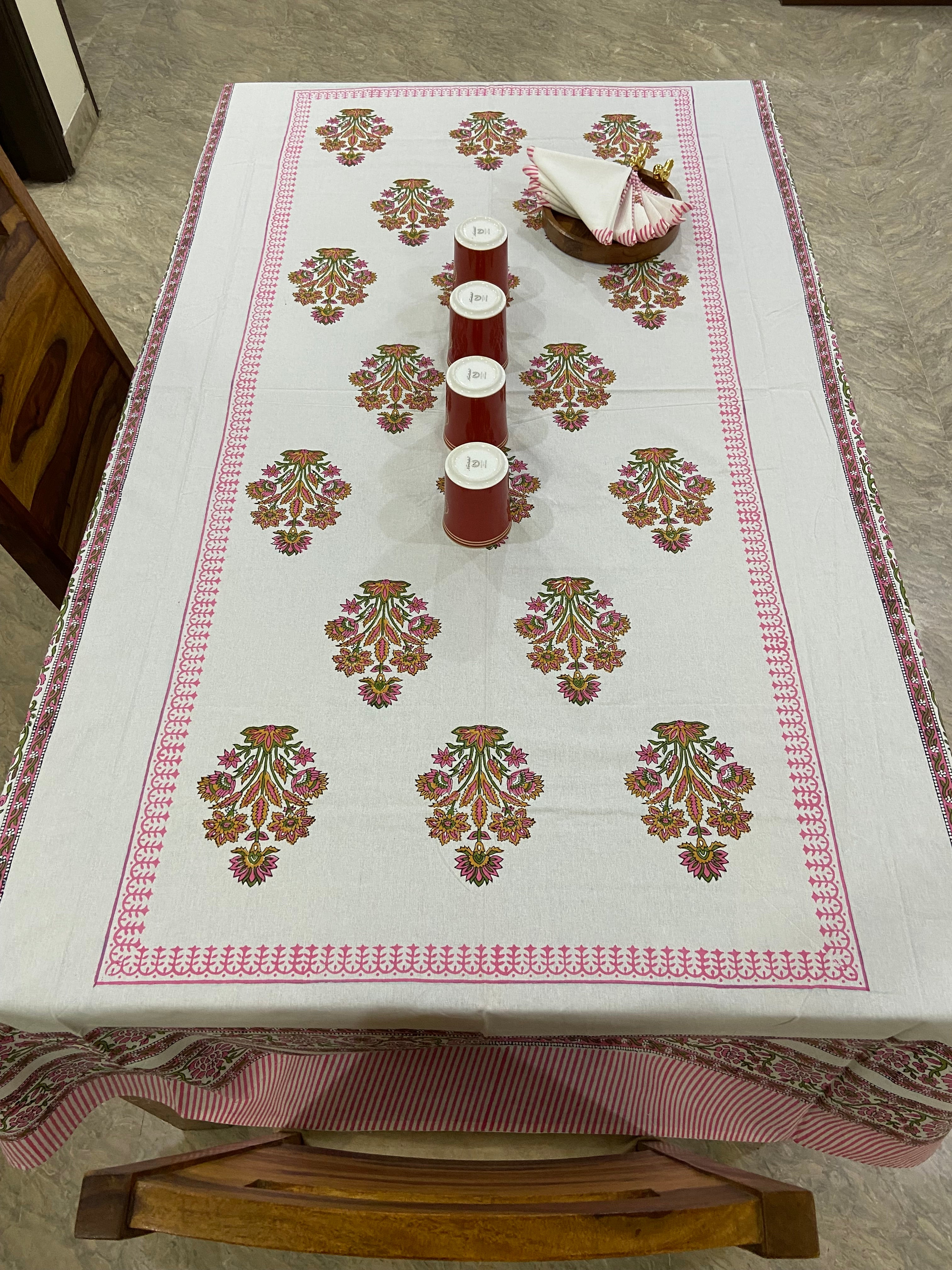 Pink and white floral patterns (S27)