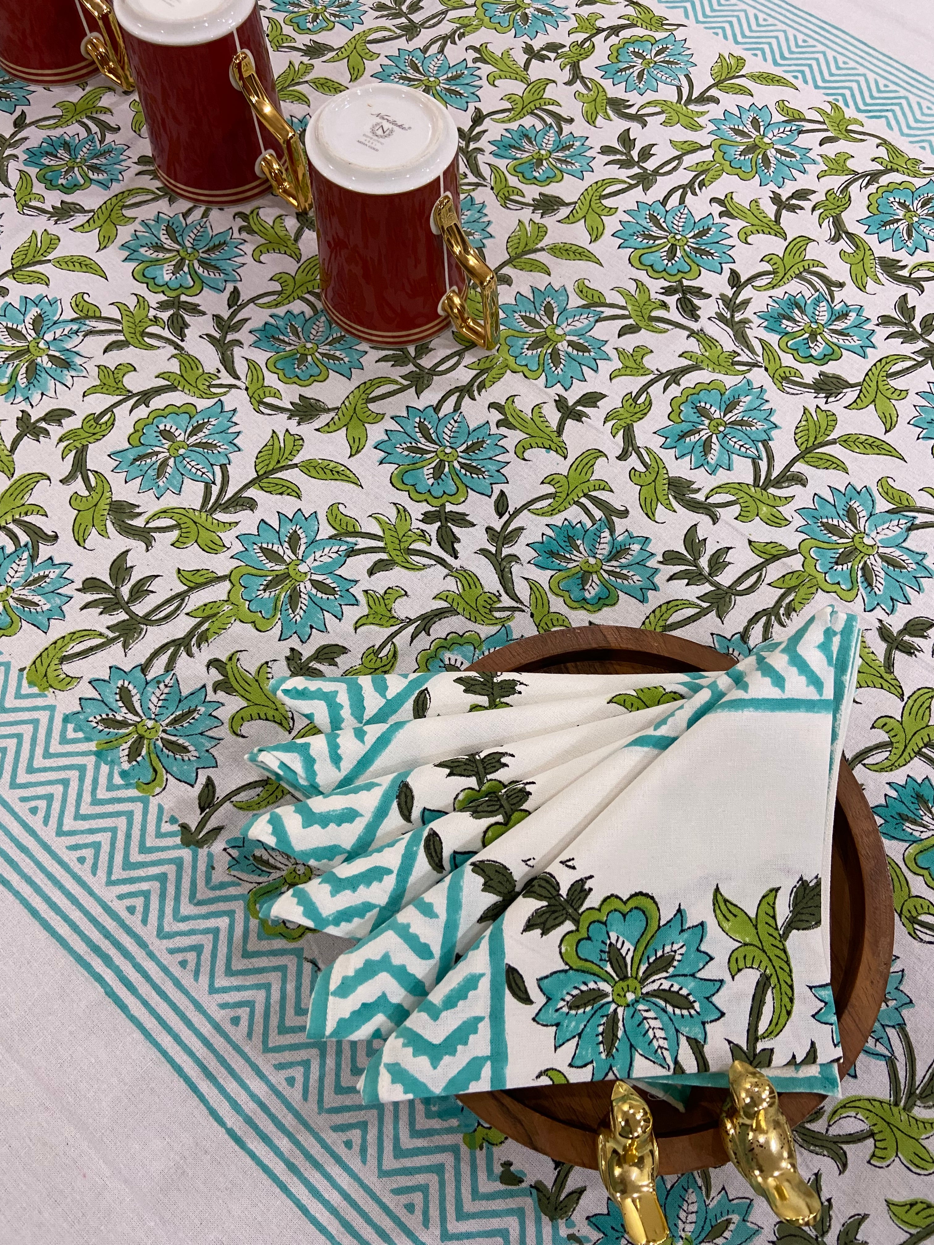 Leafy green floral pattern (S28)