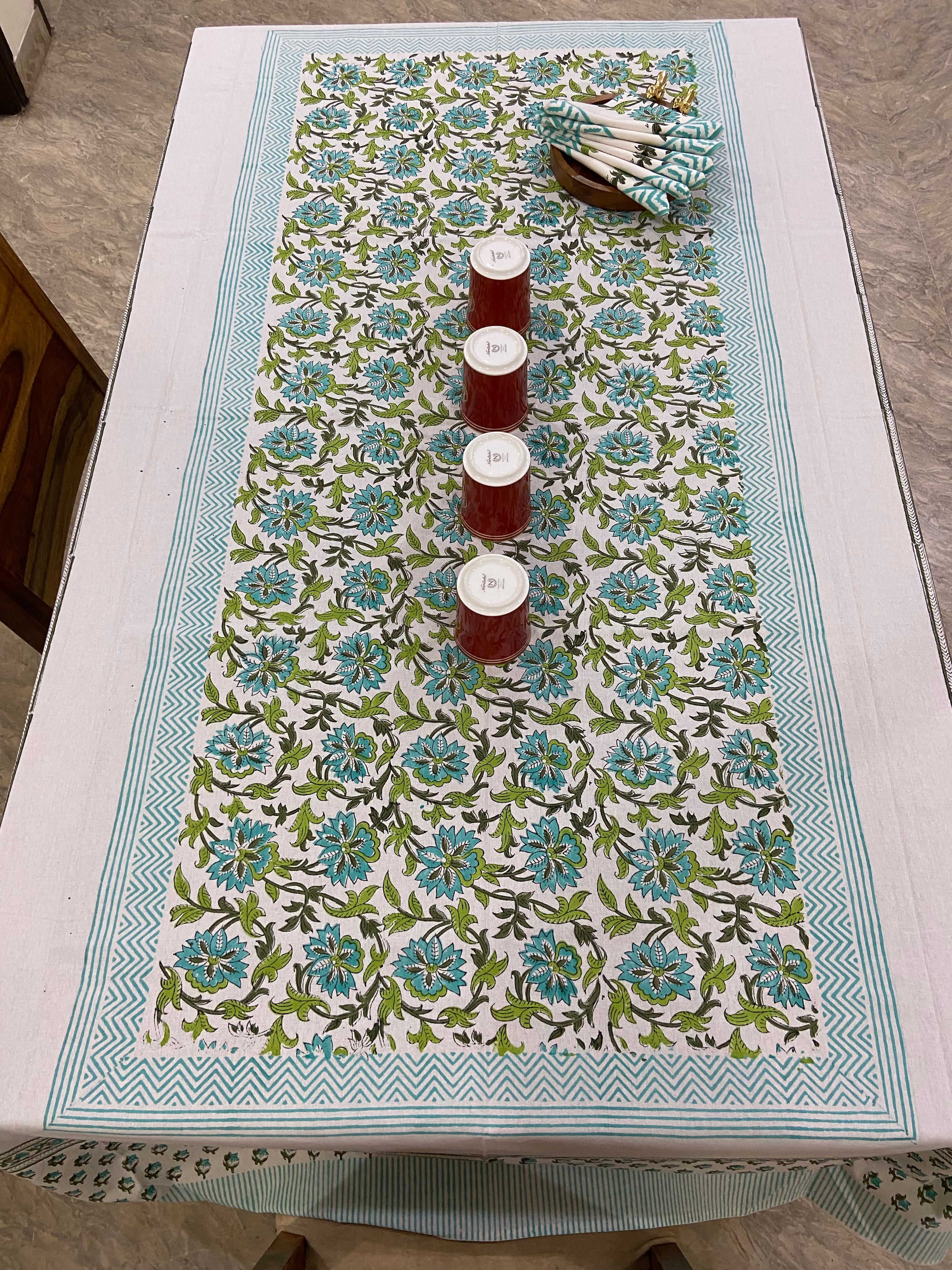 Leafy green floral pattern (S28)