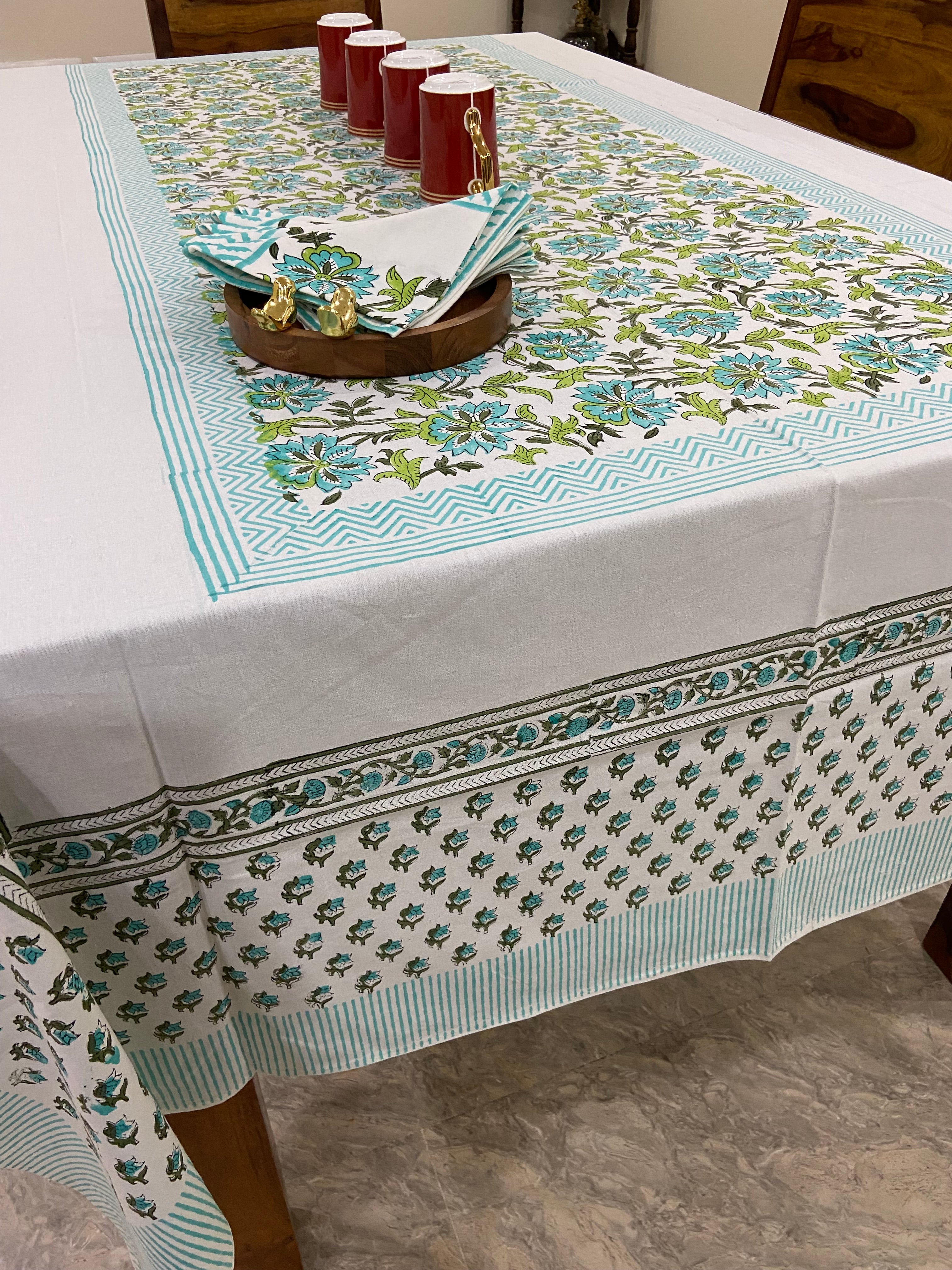 Leafy green floral pattern (S28)