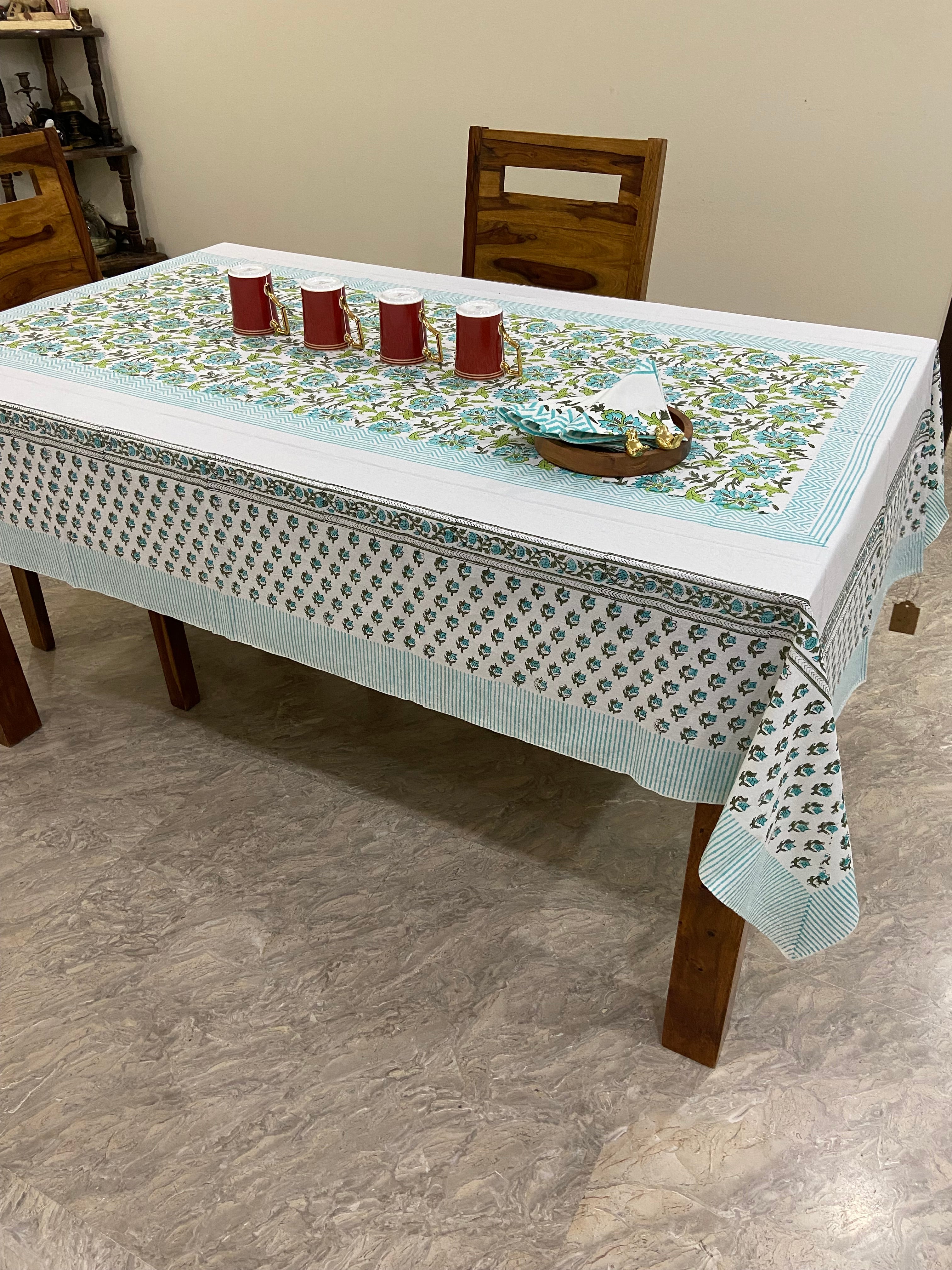 পাতল সেউজীয়া ফুলৰ আৰ্হি (S28)