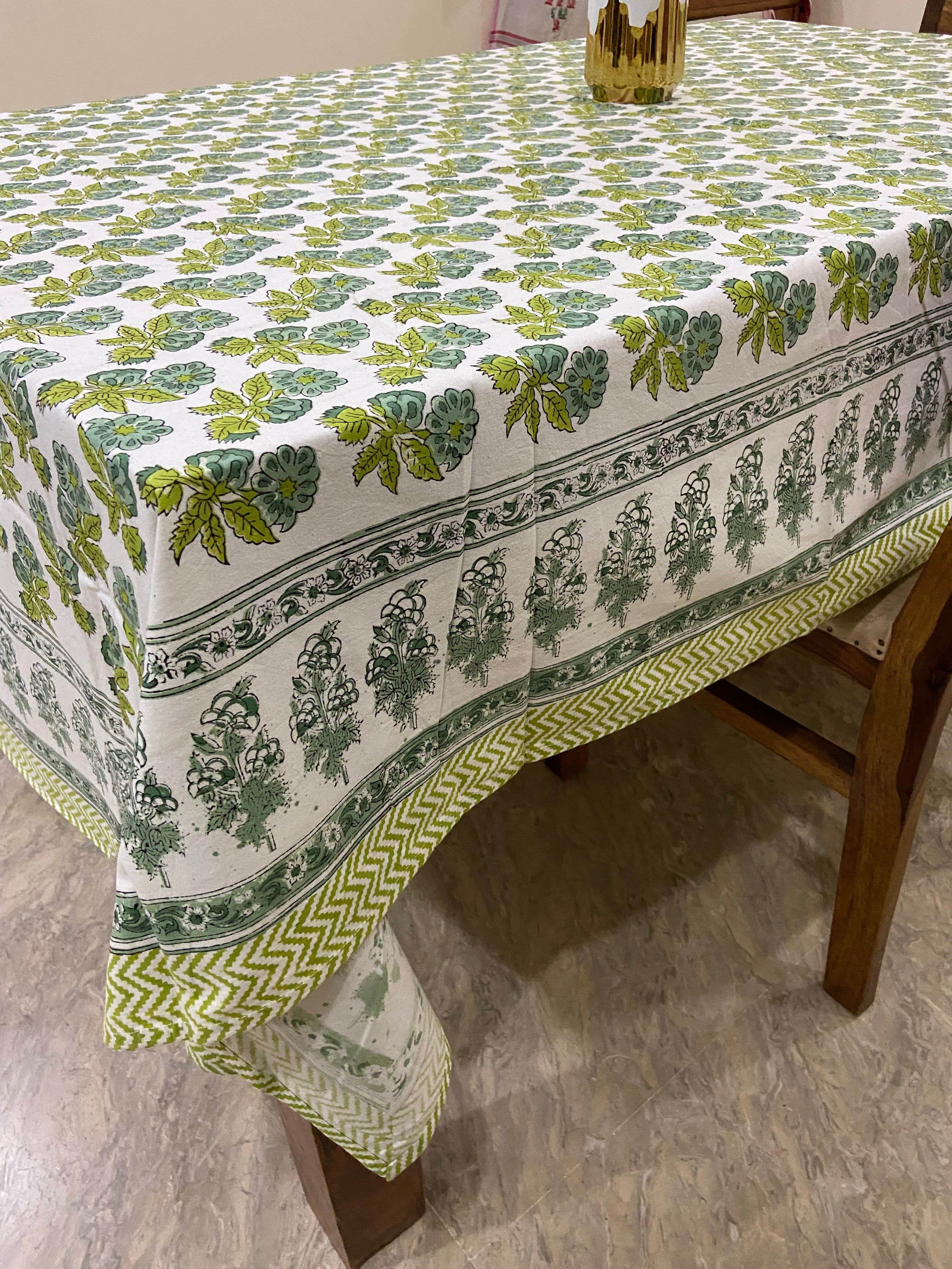 Green and white floral patterns (S34)